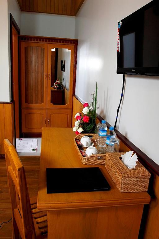 Inle Lotus Hotel Nyaung Shwe Zimmer foto